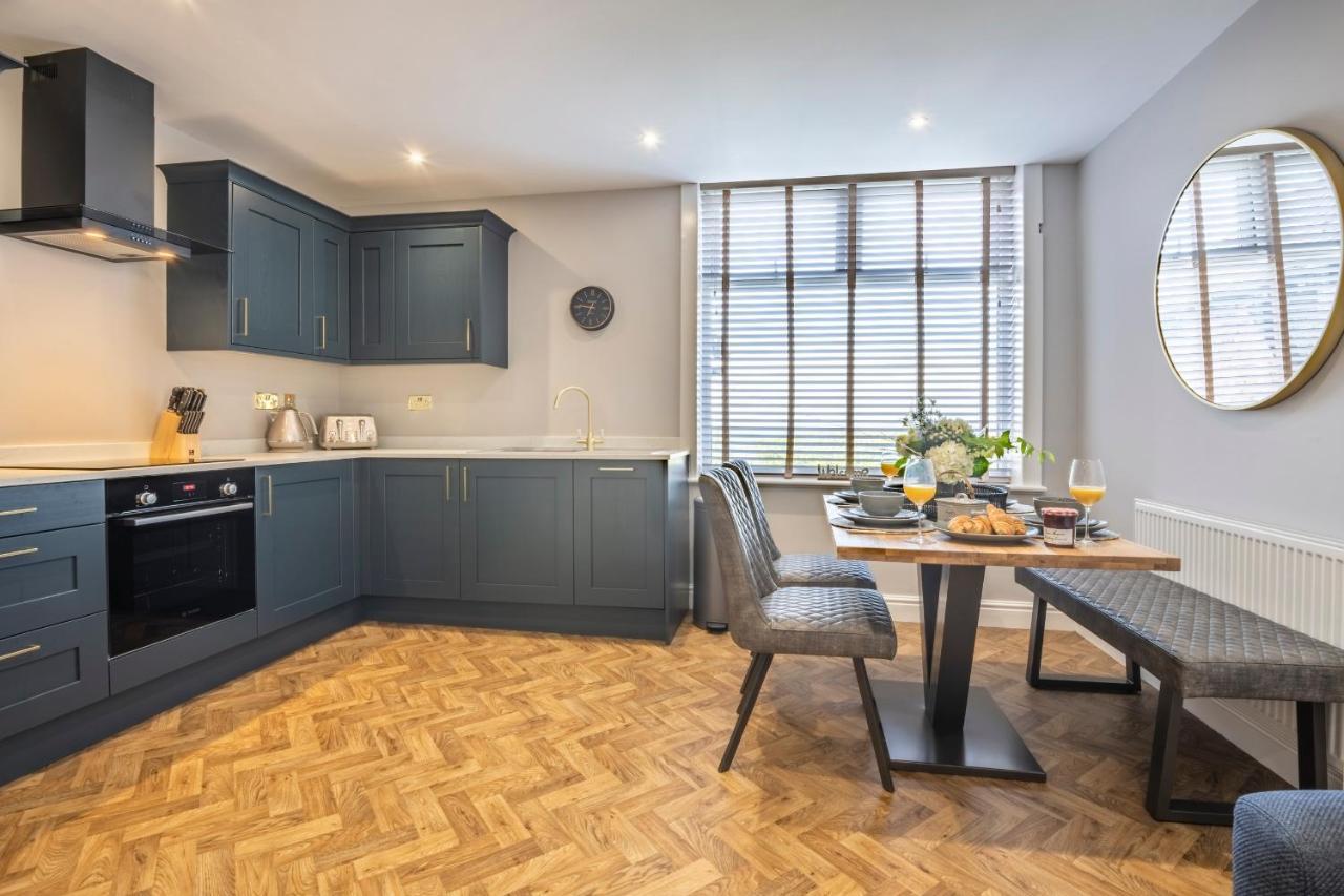 Luxury 2 Bed Apartment, Sea View, Near The Beach. Rhos-on-Sea Bagian luar foto
